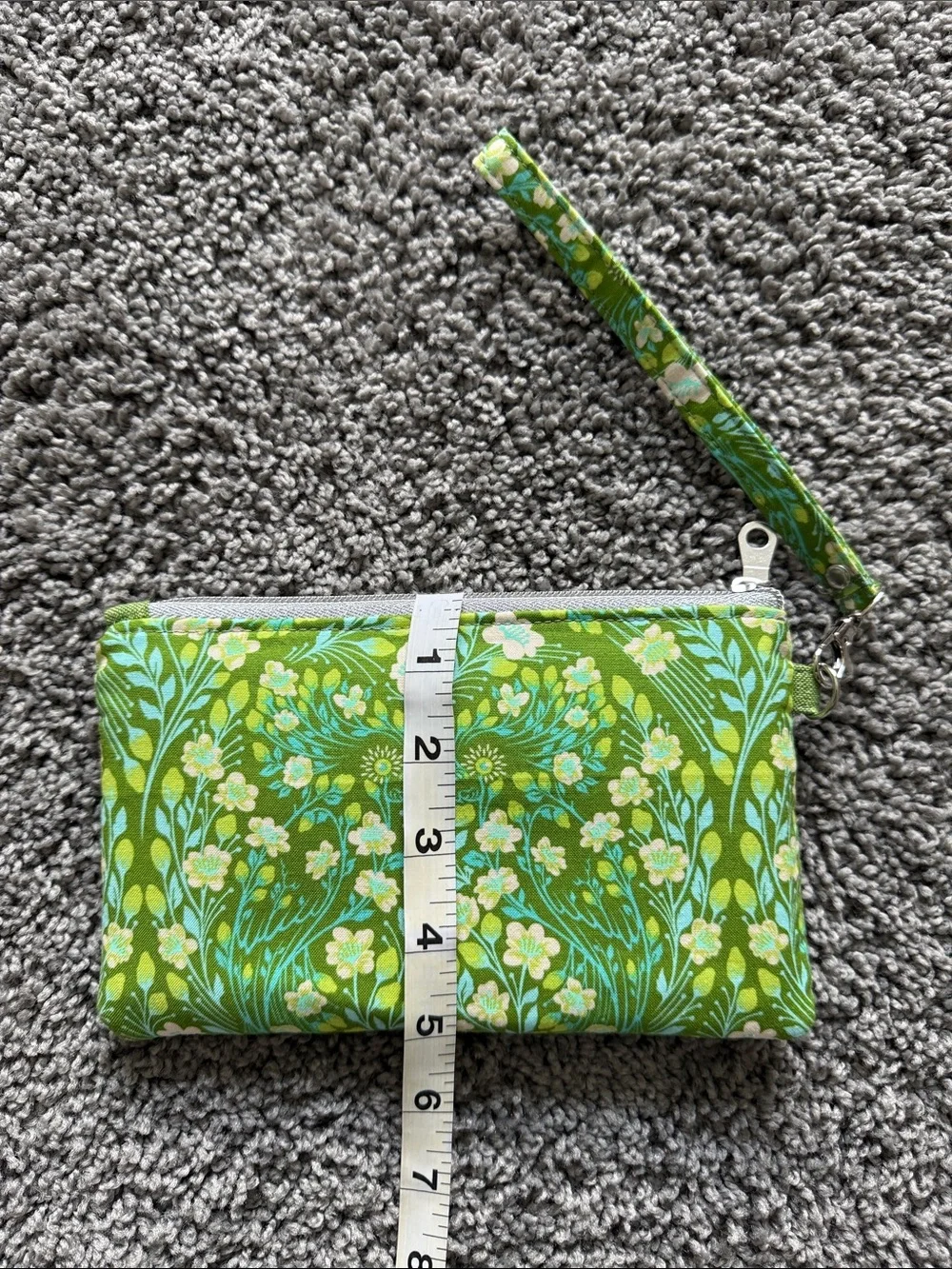 N/A stylish green